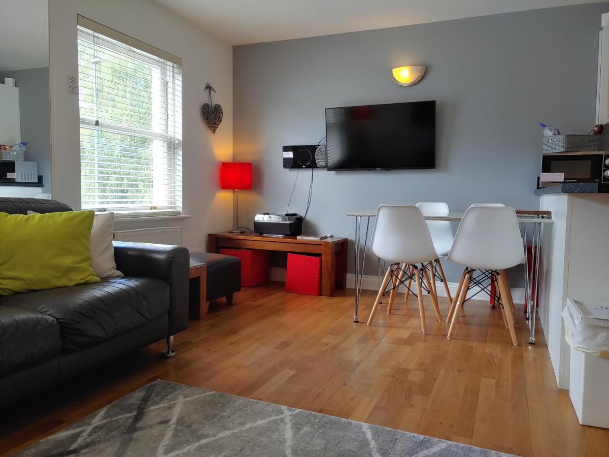 The Bath House Apartments - Free 1St Breakfast - Free Parking Esterno foto