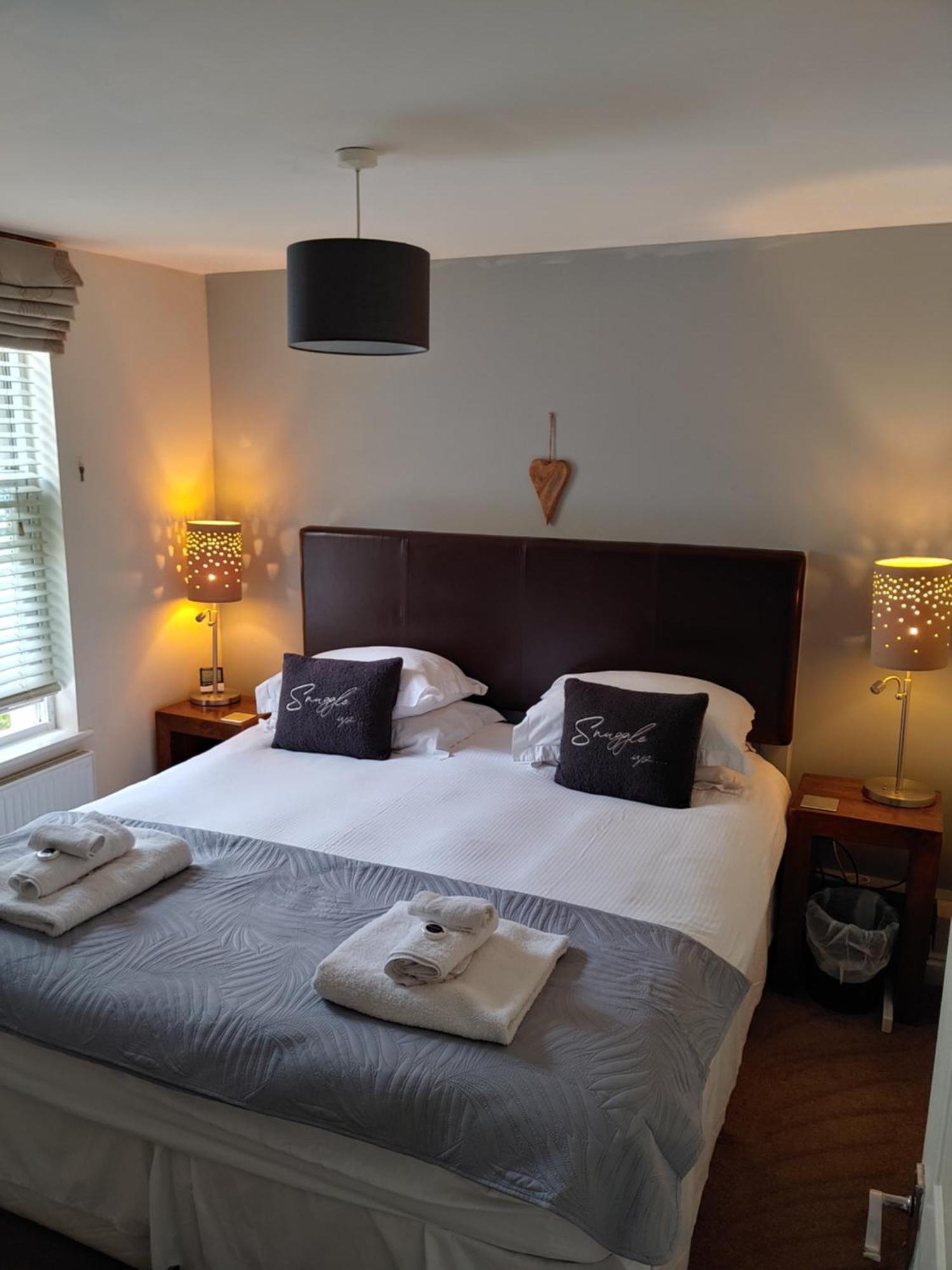 The Bath House Apartments - Free 1St Breakfast - Free Parking Camera foto