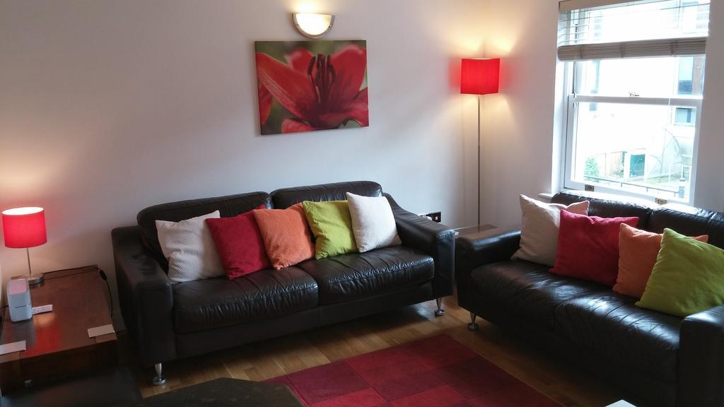 The Bath House Apartments - Free 1St Breakfast - Free Parking Esterno foto